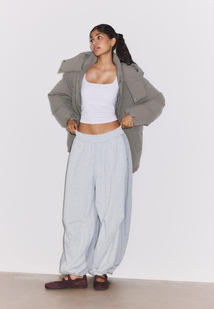 Stradivarius Geacă Oversize Matlasată Cu Glugă Gri M