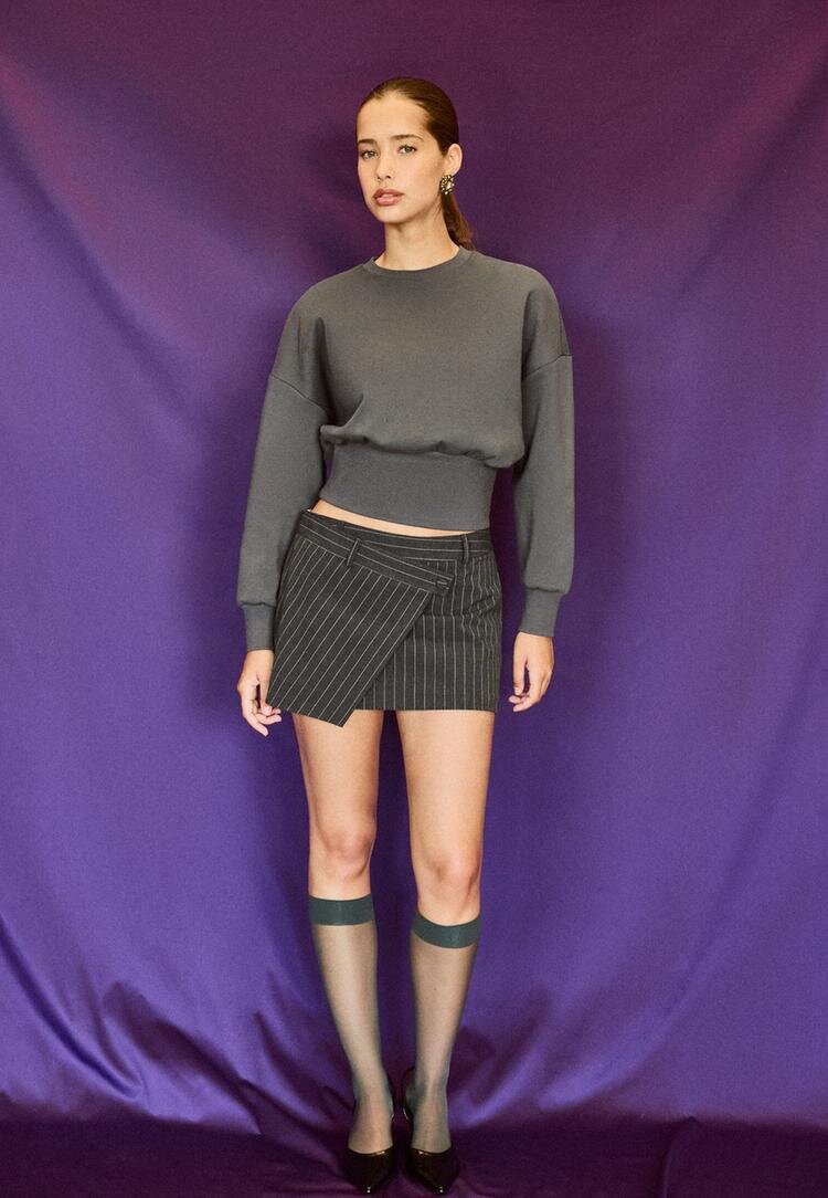 Stradivarius Hanorac Cropped Cu Betelie Lată Gri Închis S