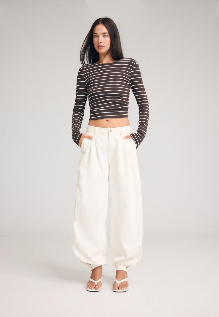 Stradivarius Jeans Bufant Vanilie 40