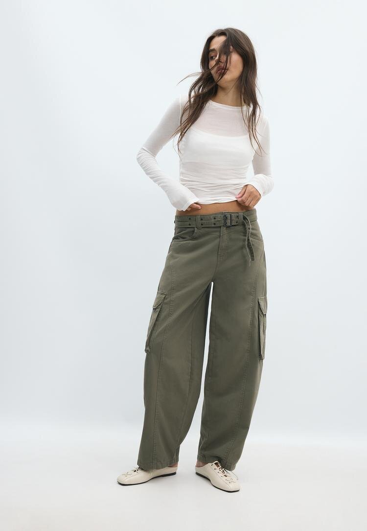 Stradivarius Pantaloni Barrel Cargo Kaki 34