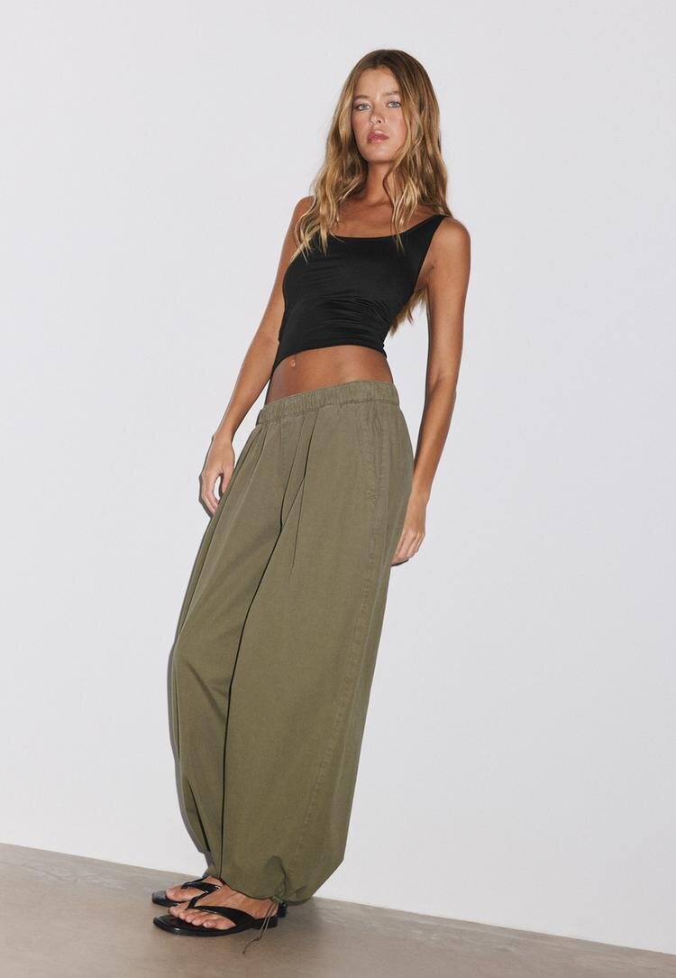 Stradivarius Pantaloni Barrel Din Poplin Cu Opritoare Kaki 38
