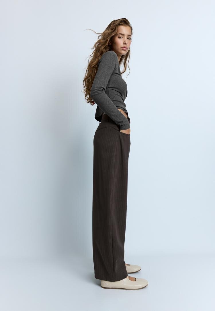 Stradivarius Pantaloni Barrel Eleganți Mov 40