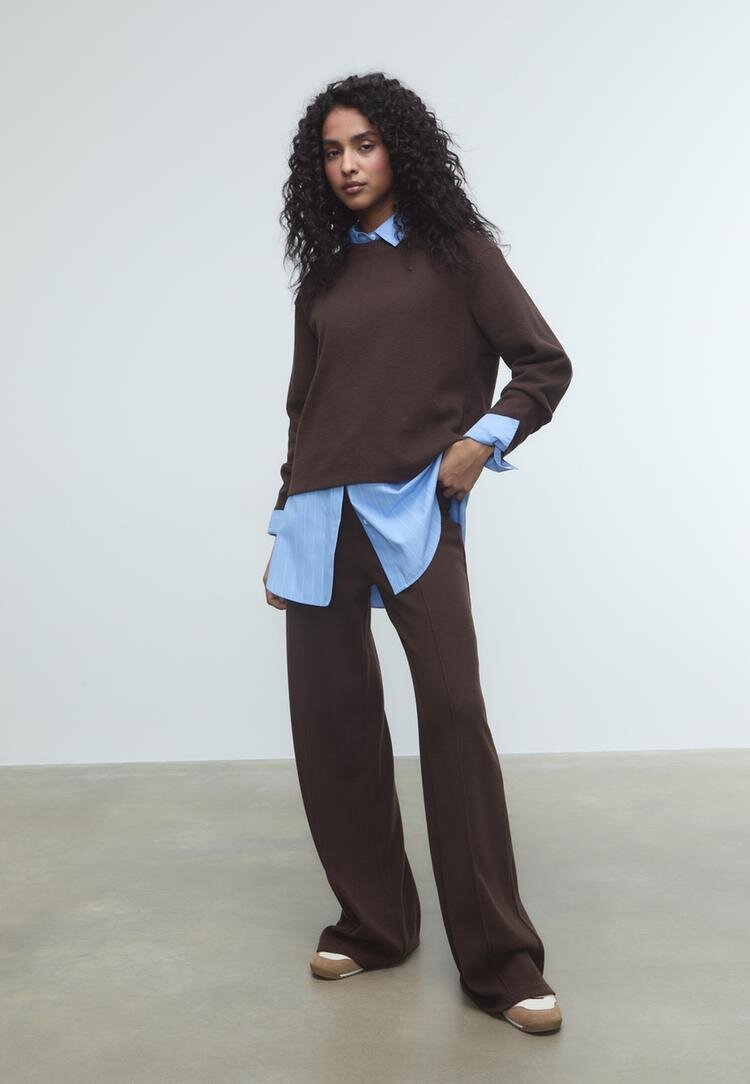 Stradivarius Pantaloni Cu Nervură Și Textură Fină Maro Xxs