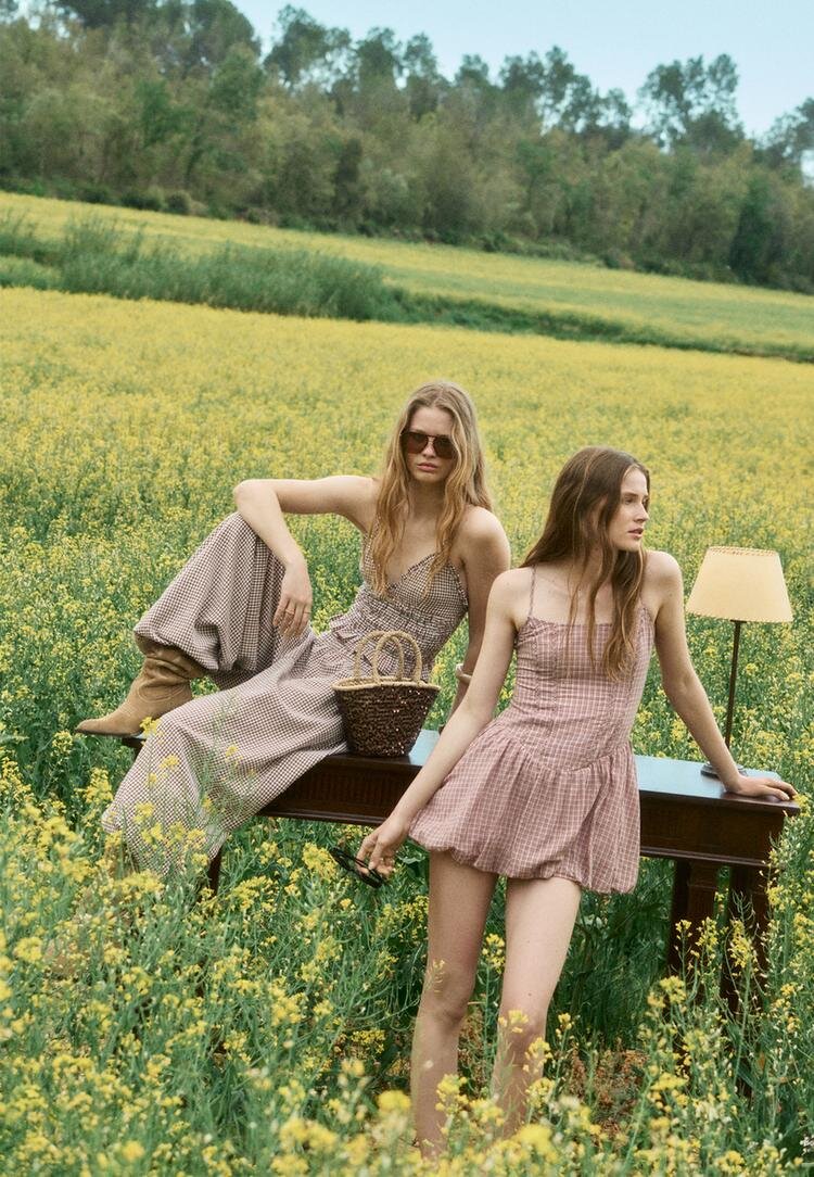 Stradivarius Pantaloni Cu Volum Și Imprimeu În Carouri Teracotă L