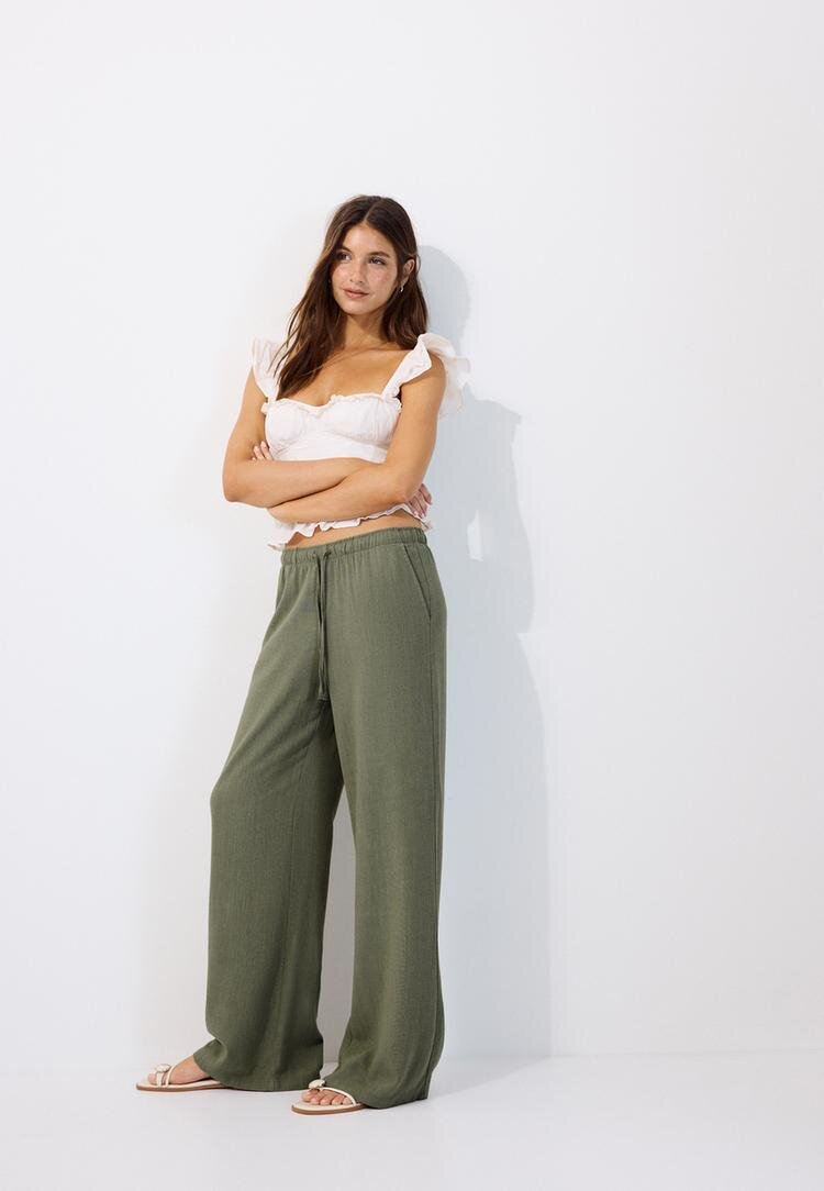 Stradivarius Pantaloni Drepți Cu Efect De In Kaki S