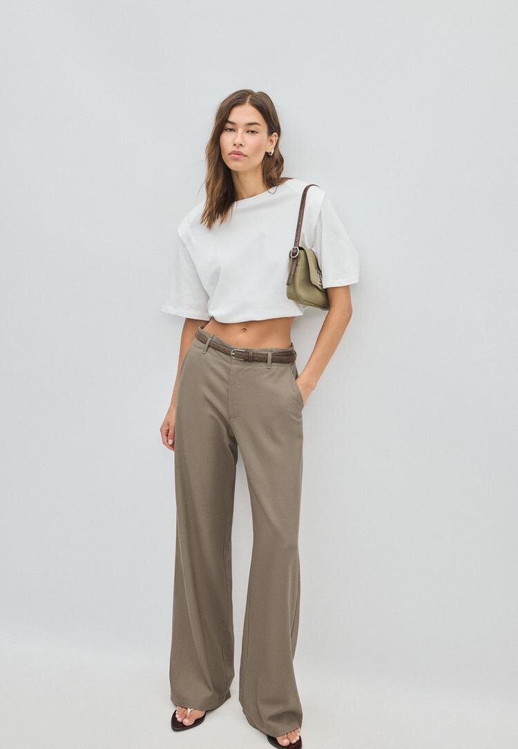 Stradivarius Pantaloni Drepți Cu Efect De In Și Cordon Maro 36