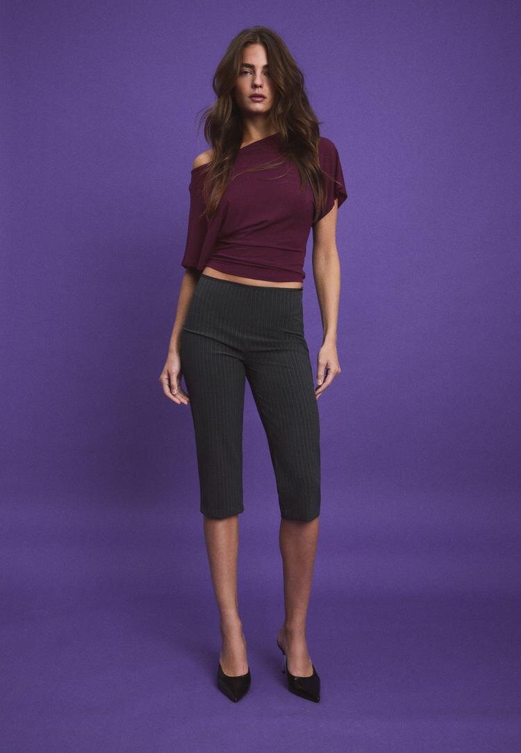 Stradivarius Pantaloni Eleganți Capri Cu Dungi Gri Marengo M