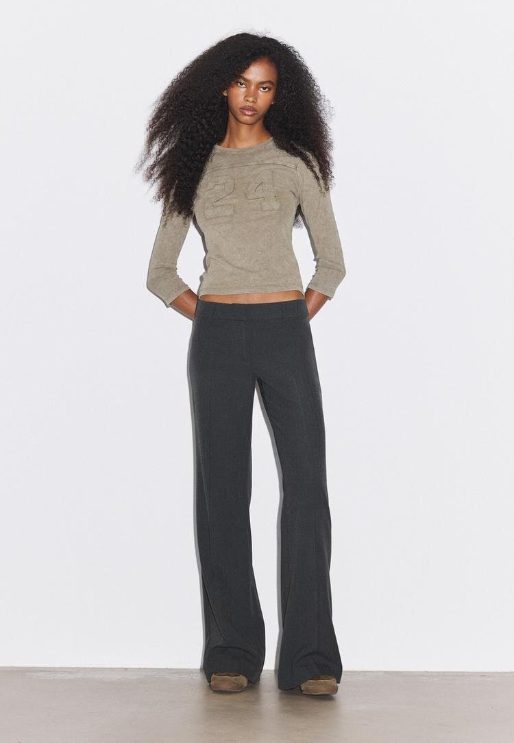 Stradivarius Pantaloni Eleganți Drepți Cu Talie Joasă Și Dungi Gri Închis 40