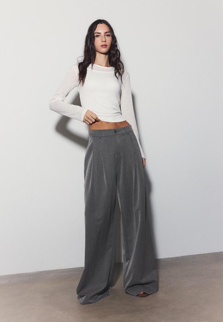Stradivarius Pantaloni Eleganți Largi Cu Pense Gri Închis 42