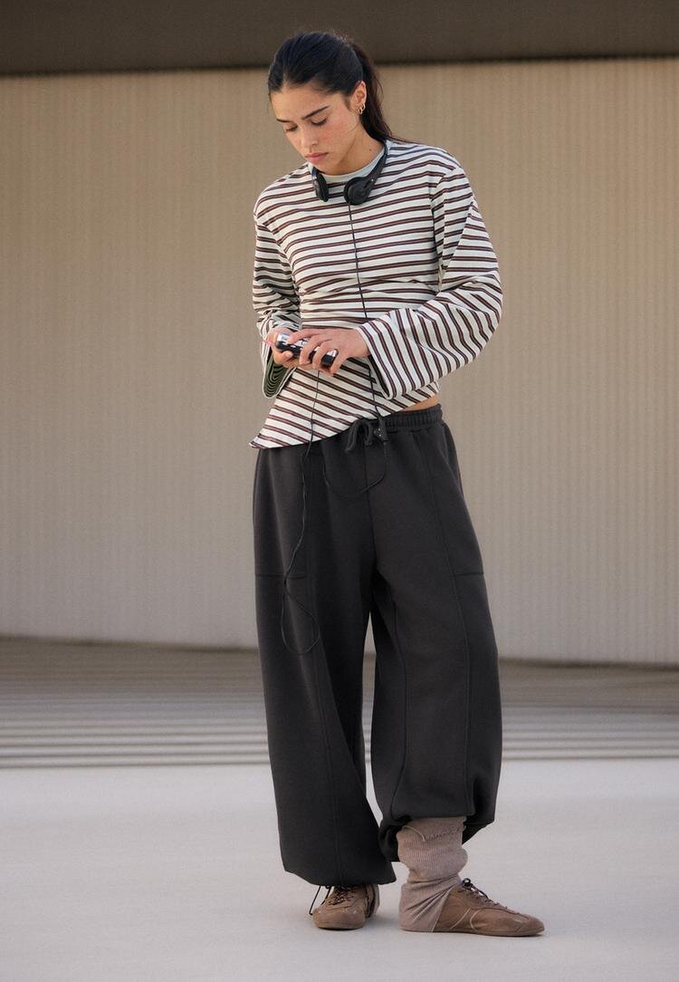 Stradivarius Pantaloni Jogger Barrel Din Felpa Cu Opritori Gri Marengo L