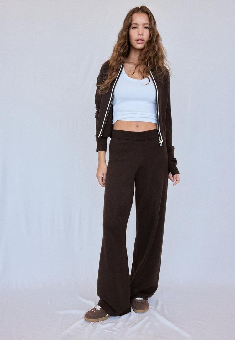 Stradivarius Pantaloni Jogger Din Tricot Cu Dungă Albastru Marin S
