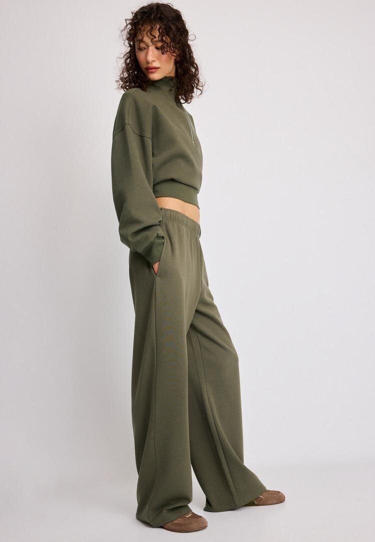 Stradivarius Pantaloni Jogger Largi Kaki Xl