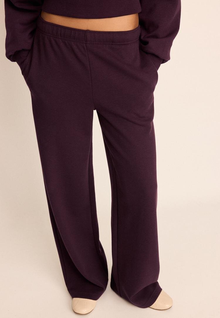 Stradivarius Pantaloni Jogger Largi Purpuriu Închis Xl