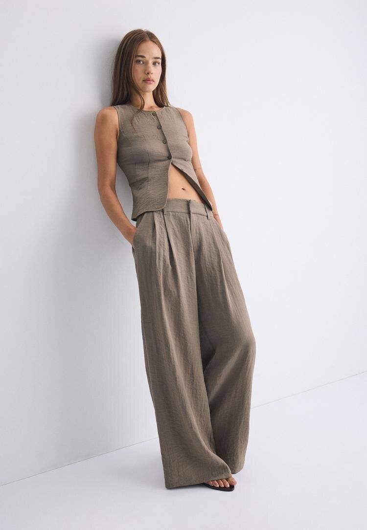 Stradivarius Pantaloni Super Largi Ajustabili Rustic Maro 40