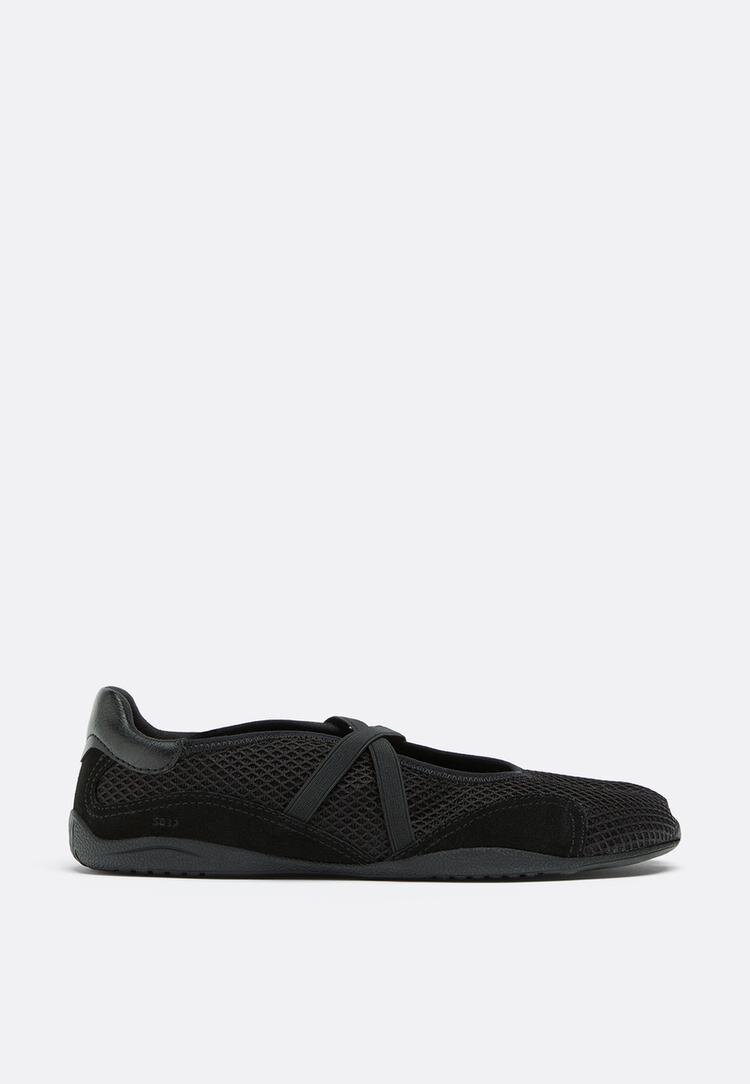 Stradivarius S032 Sneakers Cu Vârf Divizat Negru 35