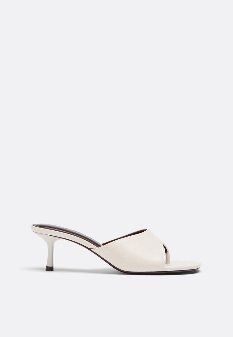 Stradivarius Sandale Cu Toc Thong Crem 39