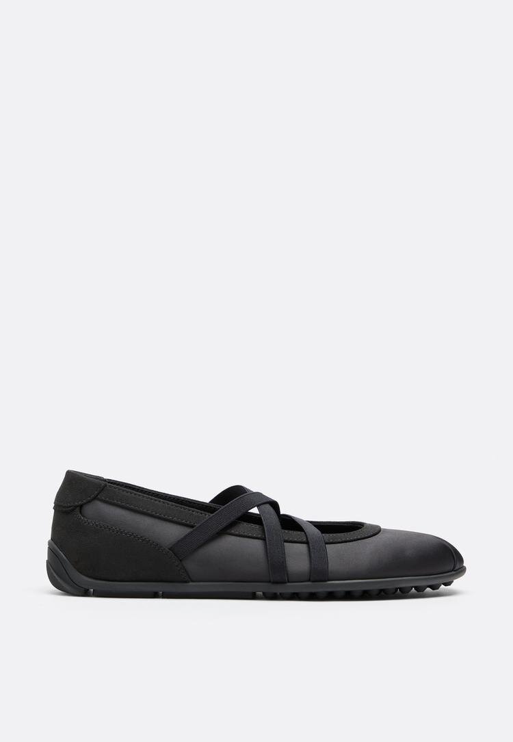Stradivarius Sneakerine Cu Barete Încrucișate Negru 39