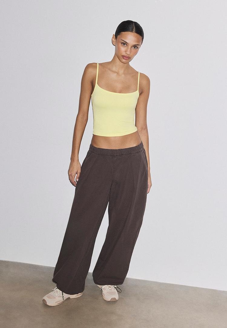 Stradivarius Top Cu Bretele Din Poliamidă Auriu Xl