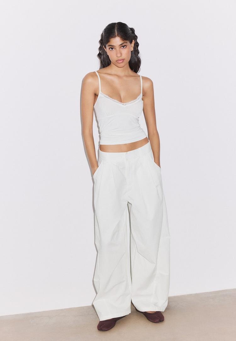 Stradivarius Top Cu Bretele Și Dantelă Ecru Xs