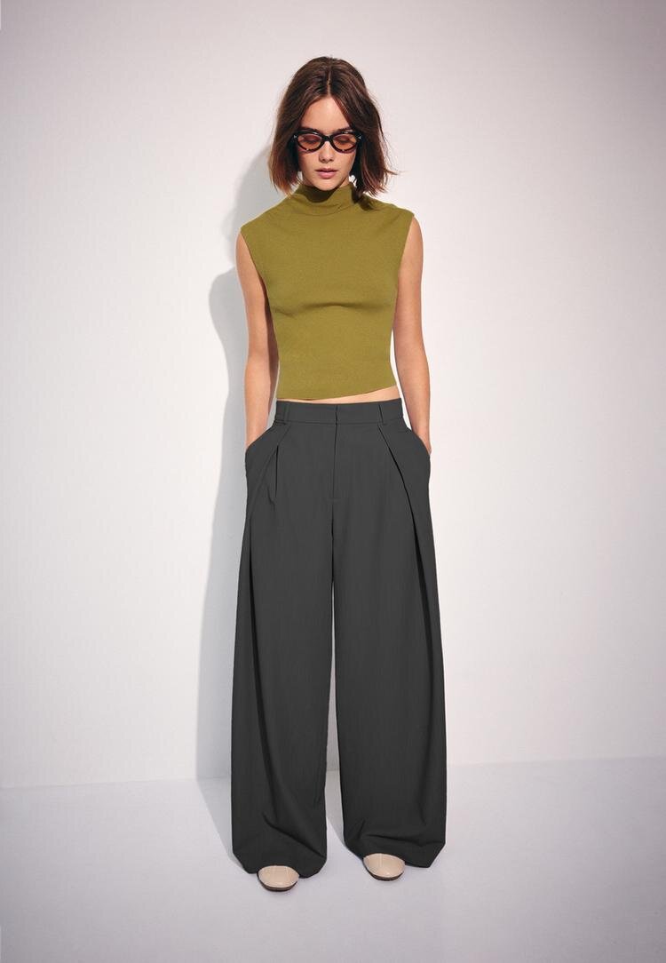 Stradivarius Top Din Tricot Cu Guler Cu Bandă Verde Măslină M