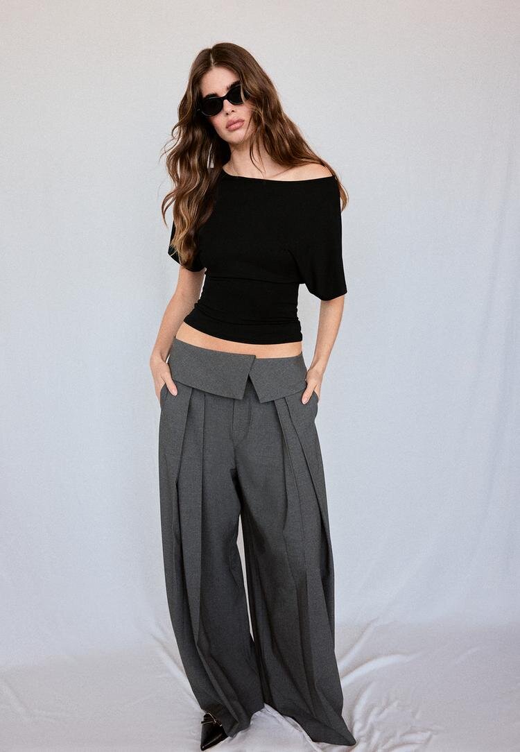 Stradivarius Tricou Cu Mânecă Scurtă Și Decolteu Bărcuță Negru L