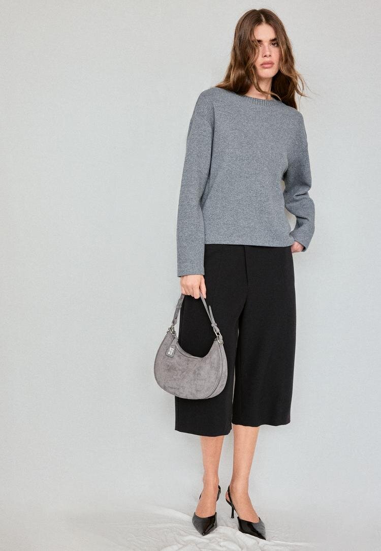 Stradivarius Tricou Din Tricot Cu Guler Rotund Gri Închis S